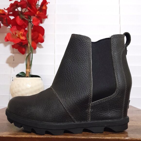 Leather Sorel Hidden Wedge Gray Joan Of Arc Booties sz 7 - Picture 1 of 9